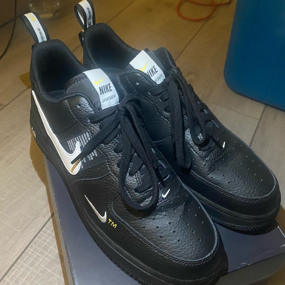 Nike Air Force 1 '07 LV8 Utility Black